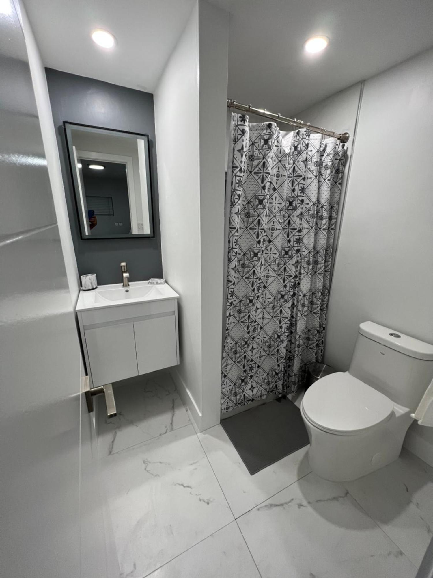 Lyz Miami Airport Apartment Exterior photo